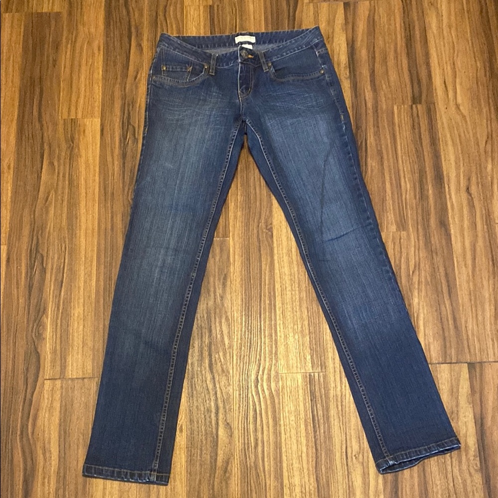 Size 27 Straight Stretch Jeans